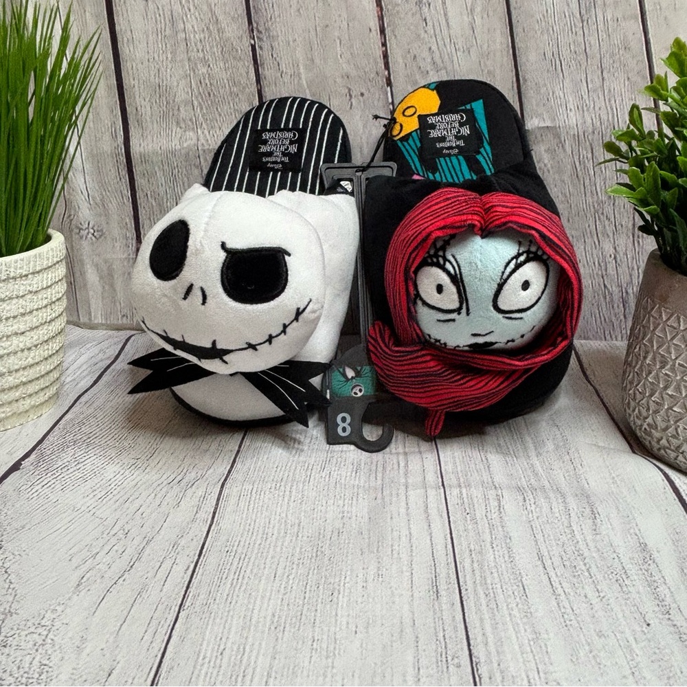 Disney Nightmare Before Christmas Jack and Sally Bedroom Slippers Size 8 NWT